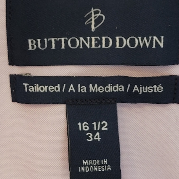 Men's Buttoned Down Lavender Dress Shirt Size 16.5" x 34 - Picture 3 of 4